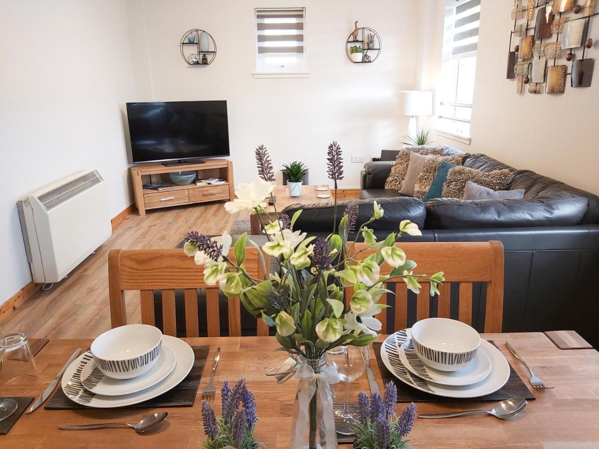 Inverness City Centre Apartment With Elevator And Google Chromecast Luaran gambar