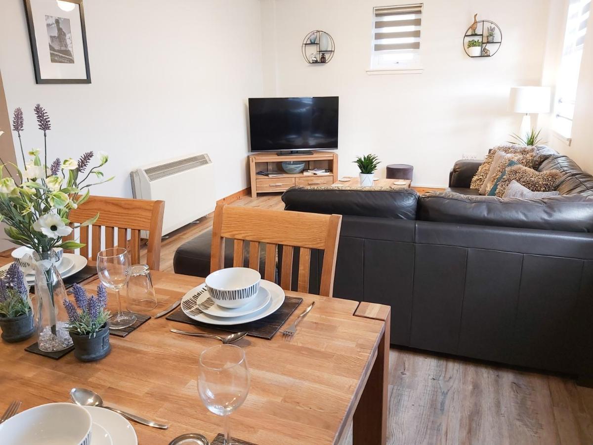 Inverness City Centre Apartment With Elevator And Google Chromecast Luaran gambar
